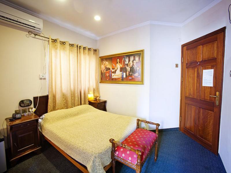 Sun Aviv Hotel تل أبيب المظهر الخارجي الصورة